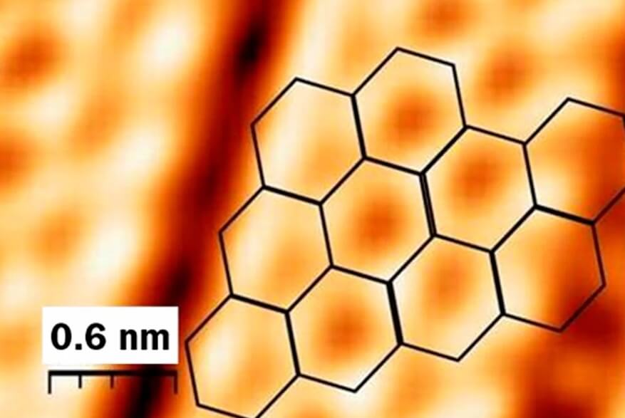 Кажется, скоро компьютерные чипы будут производиться из нового материала. Фото.