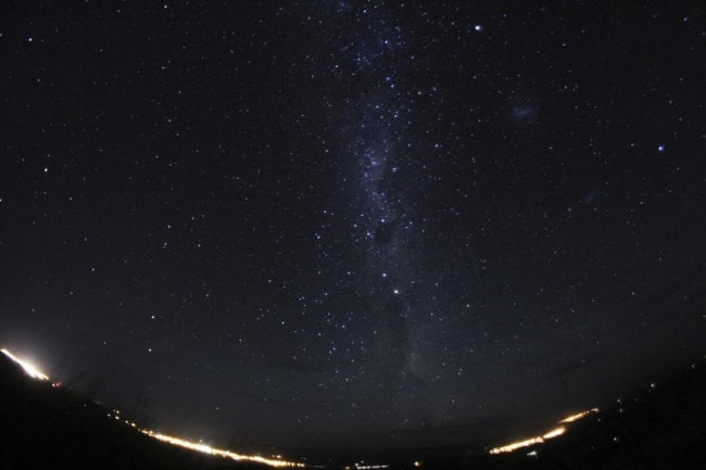 Почему мы видим так мало звезд на небе? Фото.