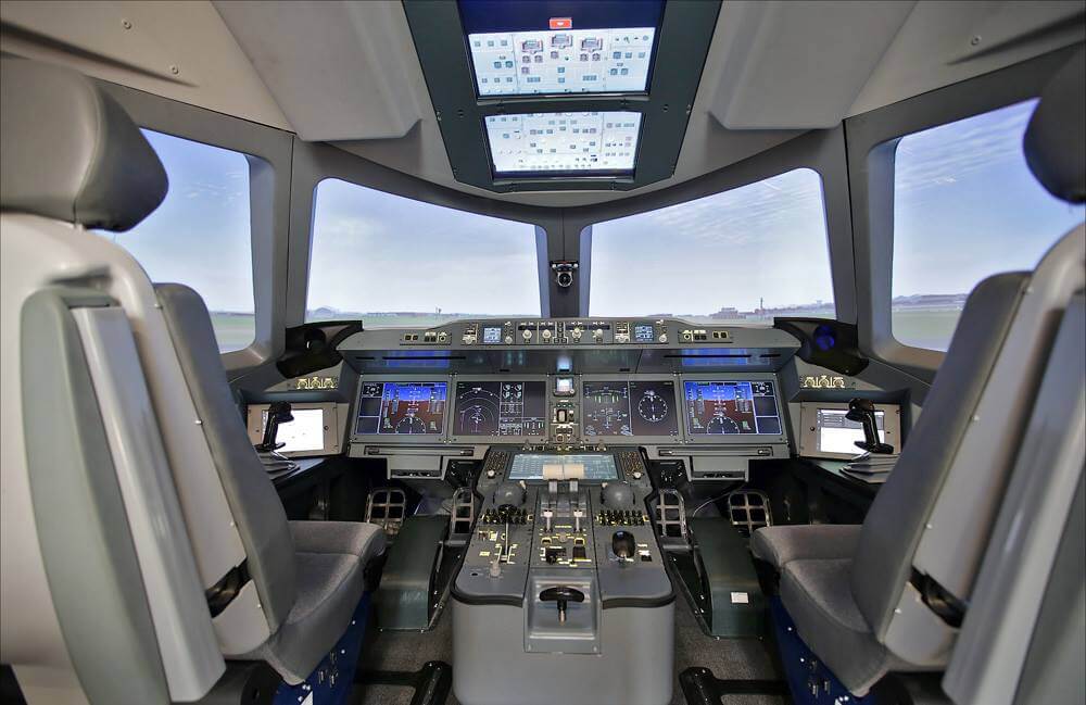 Опубликованы первые фотографии интерьера самолёта МС-21