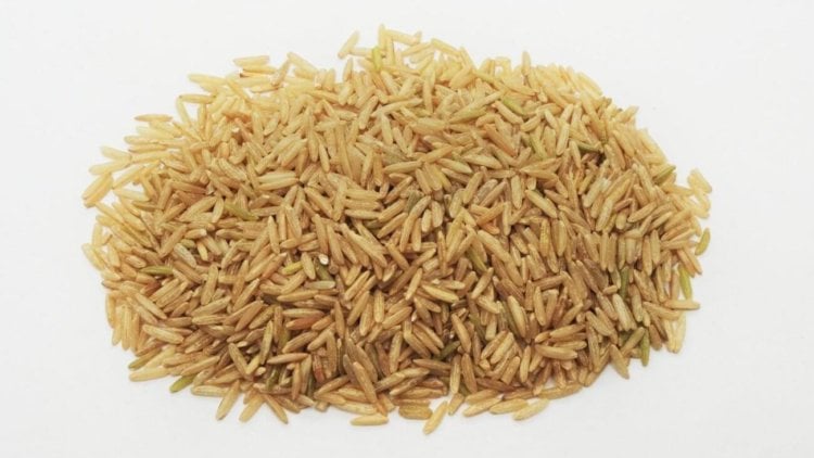 Почему нельзя есть много риса. А вы знали, что растущий рис выглядит так? Фото.