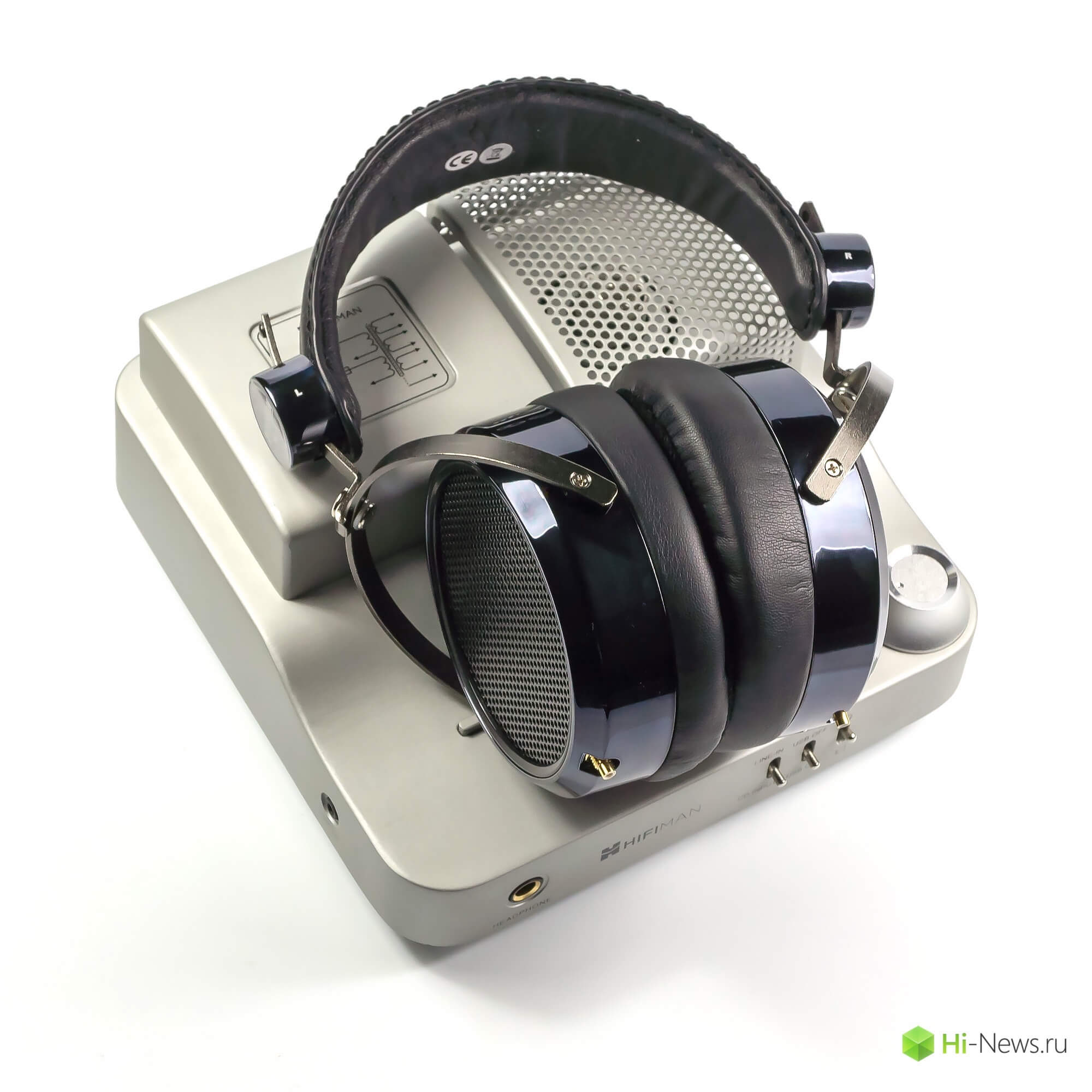 9 With HE-4 9 With HE-4