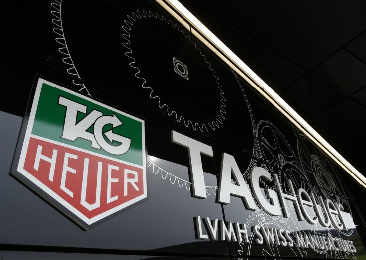 Tag Heuer, Google и Intel выпустят швейцарские часы на базе Android Wear. Tag Heuer, Google и Intel выпустят швейцарские часы на базе Android Wear. Фото.