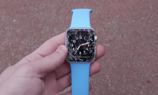 #видео | Часы Apple Watch поступили в продажу и тут же подверглись пыткам. Фото.