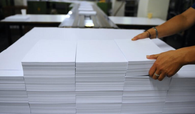Британские студенты выяснили, сколько нужно бумаги для распечатки всего Интернета. Фото.