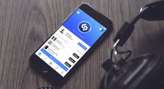 Сервис Shazam расскажет вам, какую музыку слушают известные музыканты. Фото.