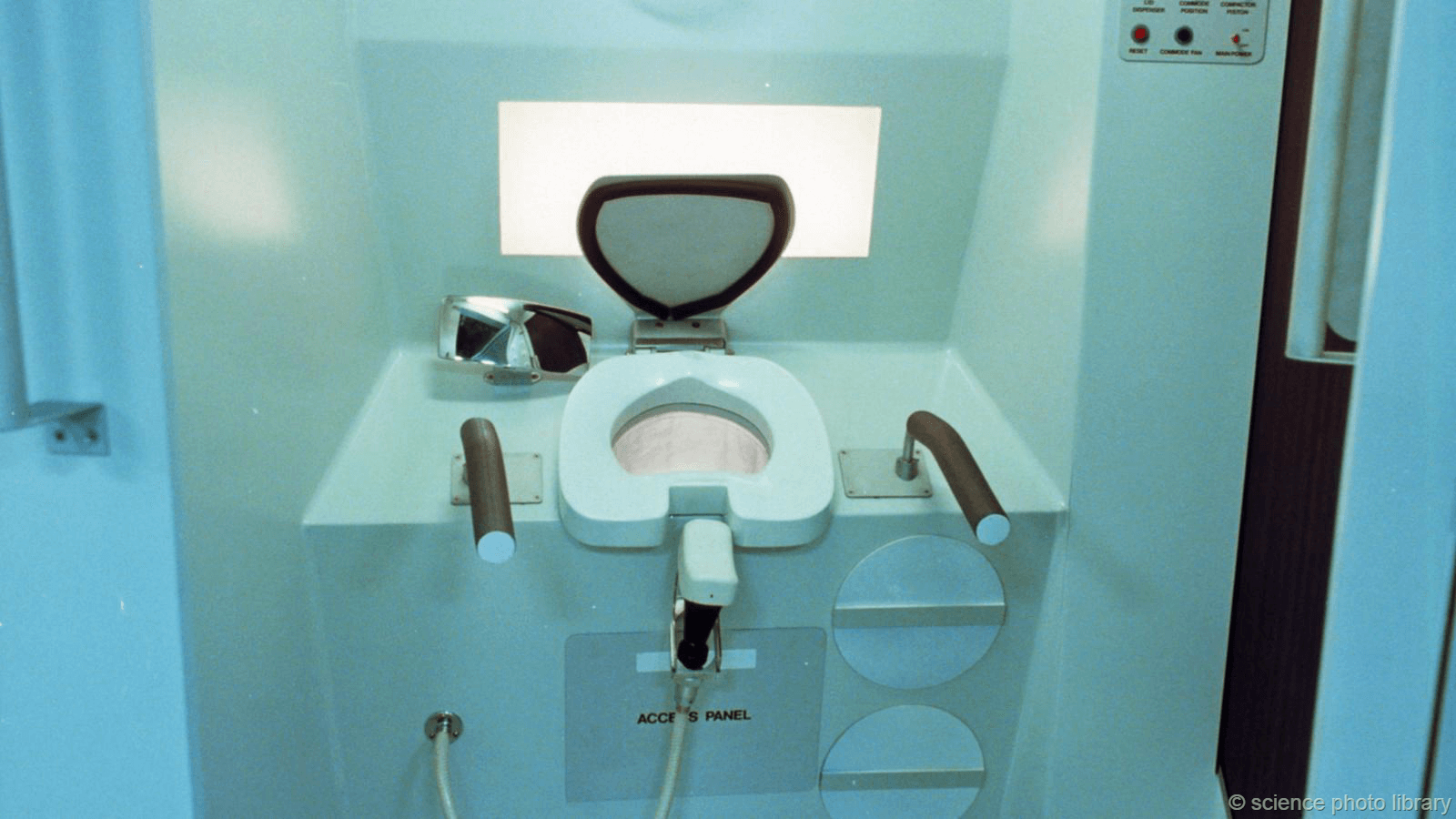 Туалет на МКС