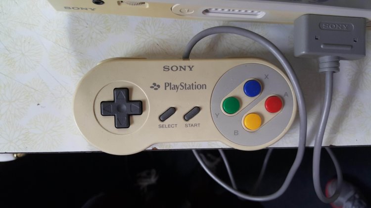 Найден редчайший прототип совместной игровой консоли Sony и Nintendo