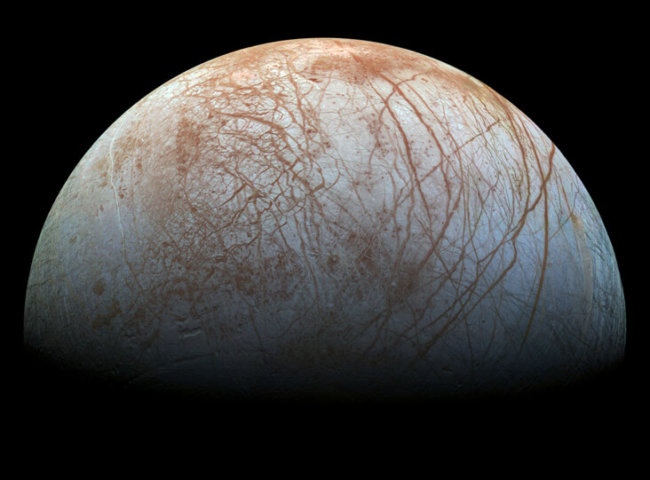 Как и почему мы планируем покорять ледяной спутник Юпитера? Фото.