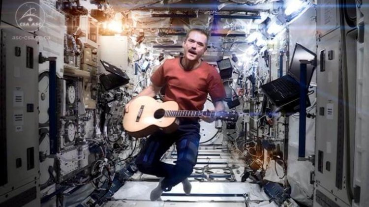 Musical-performance-at-space-station