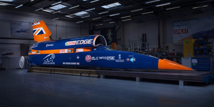 Ракетомобиль Bloodhound SSC был официально представлен публике. Фото.