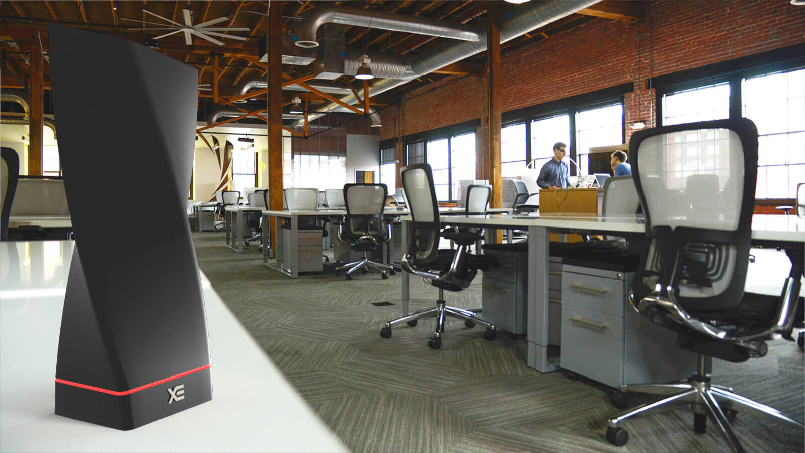 Это устройство позволит людям заряжать смартфоны по воздуху Это устройство позволит людям заряжать смартфоны по воздуху