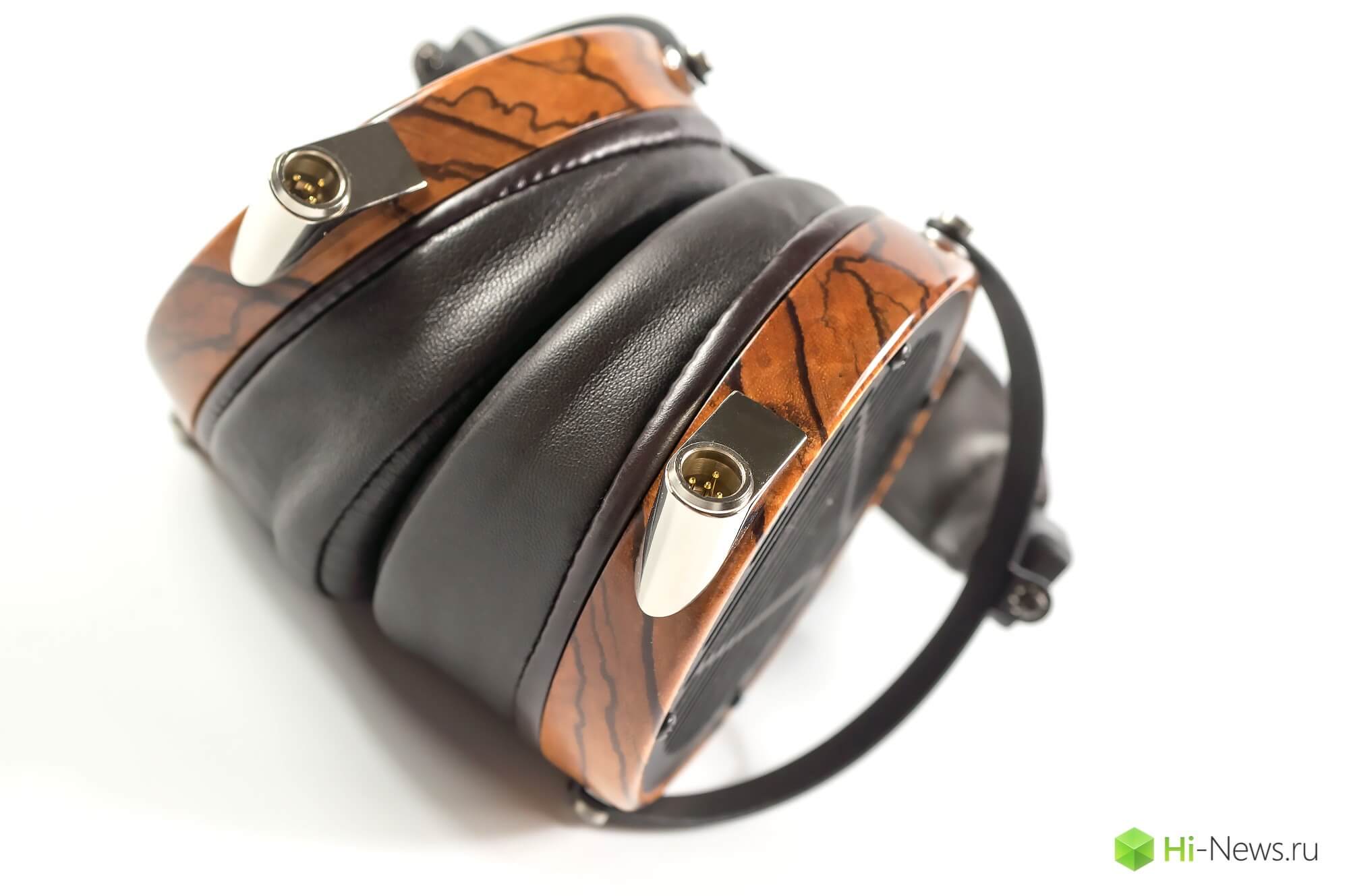 6 Cable sockets 6 Cable sockets