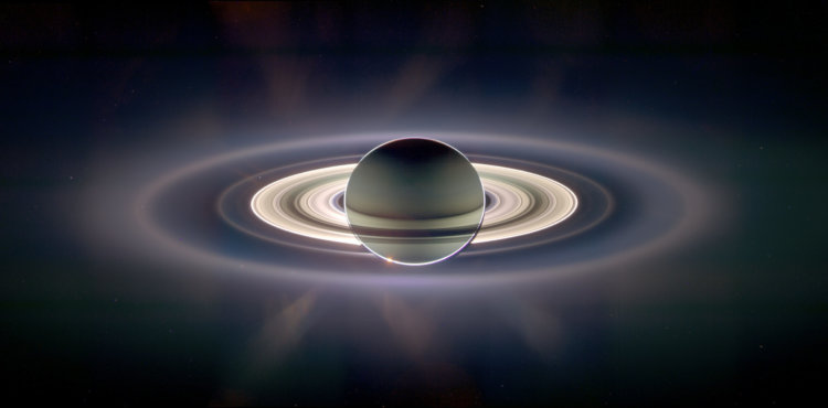 Saturn_eclipse_exaggerated