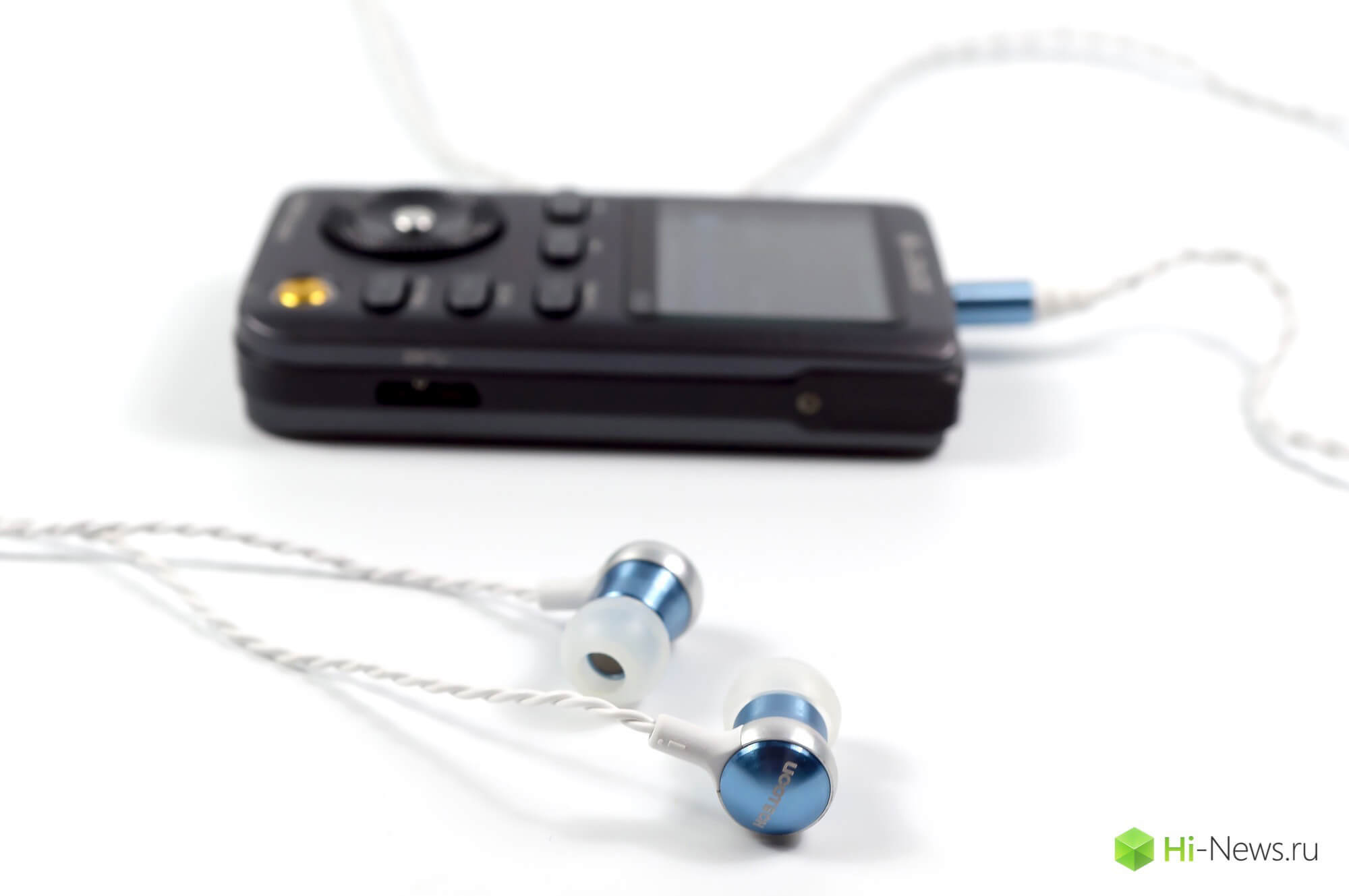 8 InEar1 with Lotoo 8 InEar1 with Lotoo