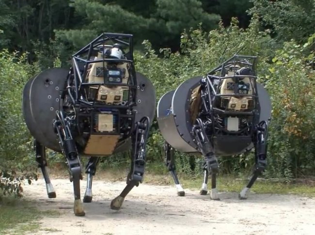 Проект робота BigDog по заказу DARPA официально закрыт. Фото.