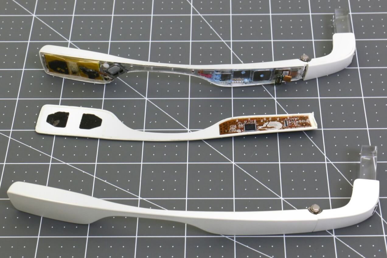 Первые фотографии обновлённой гарнитуры Google Glass