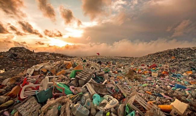 Человечество создало «пластиковую планету». Фото.
