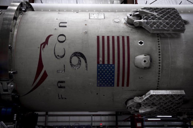 Что ждет первую возвращенную на землю Falcon 9? Фото.