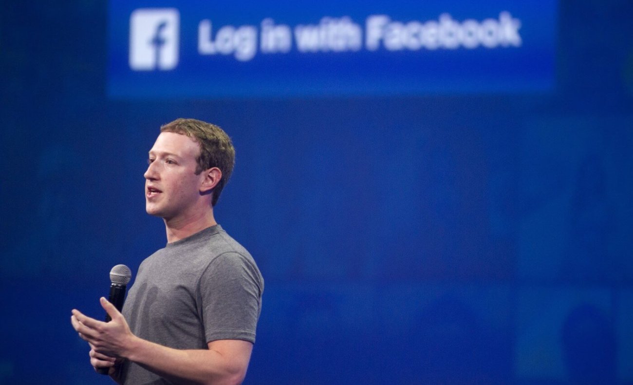 Цукерберг рассматривает возможность интеграции криптовалюты и блокчейна в Facebook. Фото.