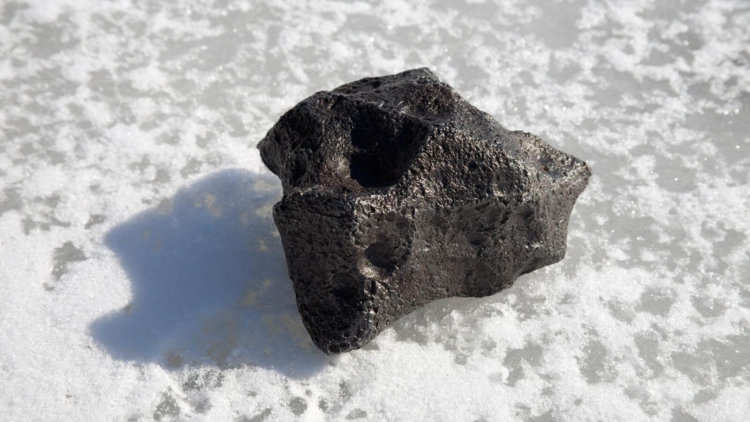 Железо-никелевый метеорит