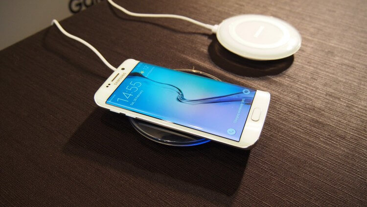 Samsung покажет Ga***y S* уже в это воскресенье. Фото.