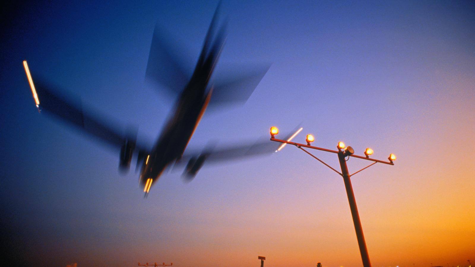 Джетлаг бывает при перелете на дальние расстояния, когда пересекаешь сразу много часовых поясов. Фото.