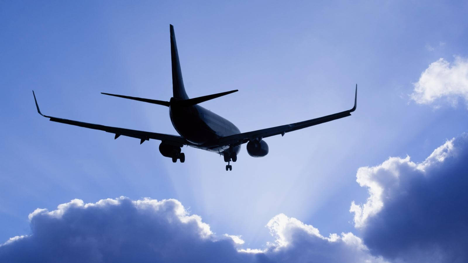 Джетлаг так и называется в честь реактивных самолетов (джетов), которые к нему приводят. Фото.