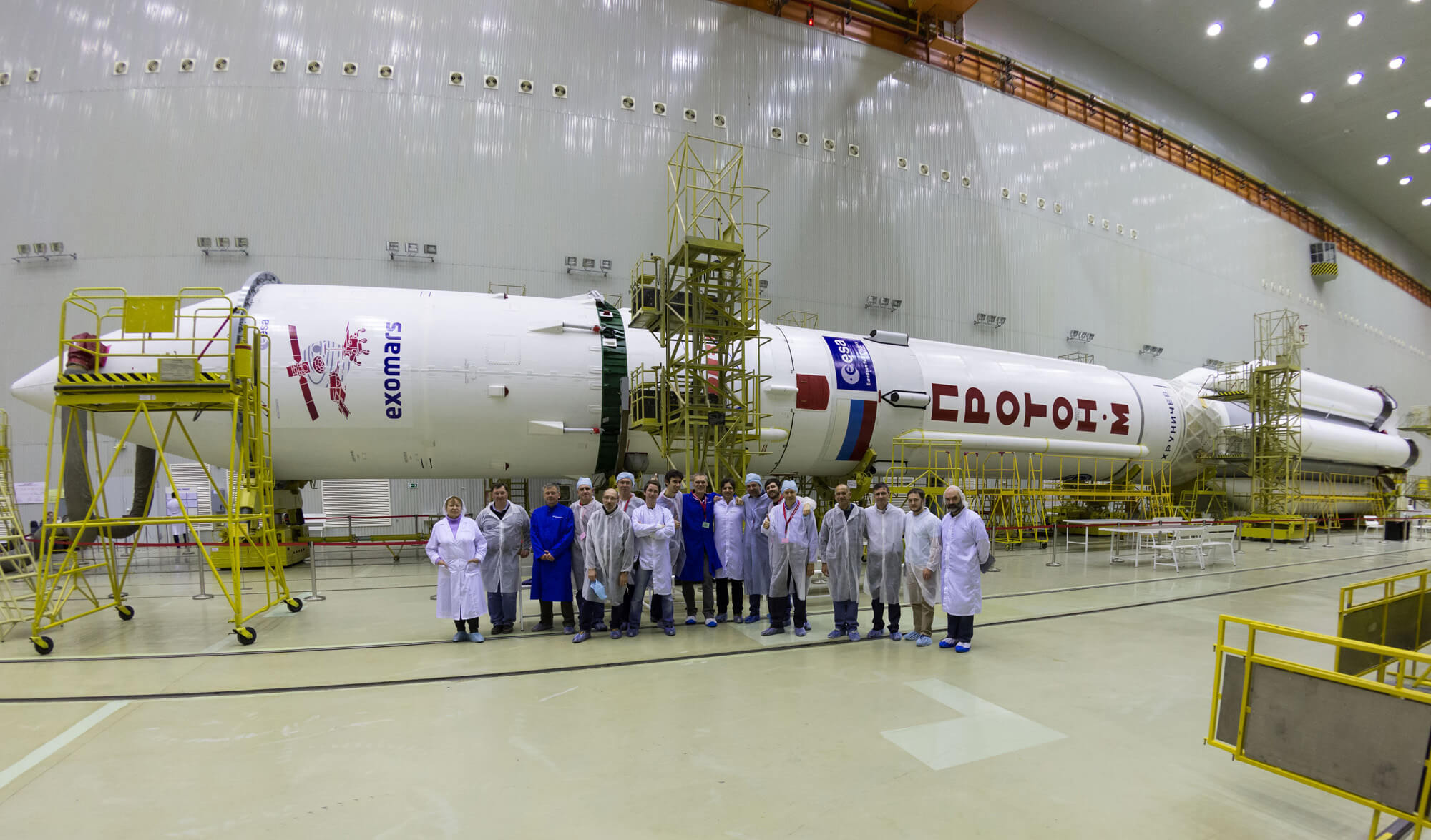 ExoMars Team in front of Proton