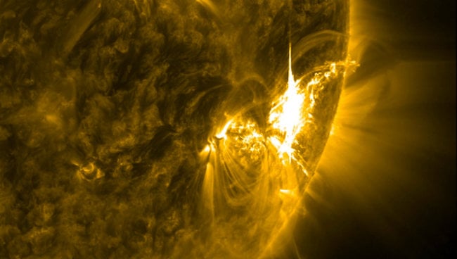 Последствия сверхвспышки на Солнце будут для Земли катастрофическими. Фото.