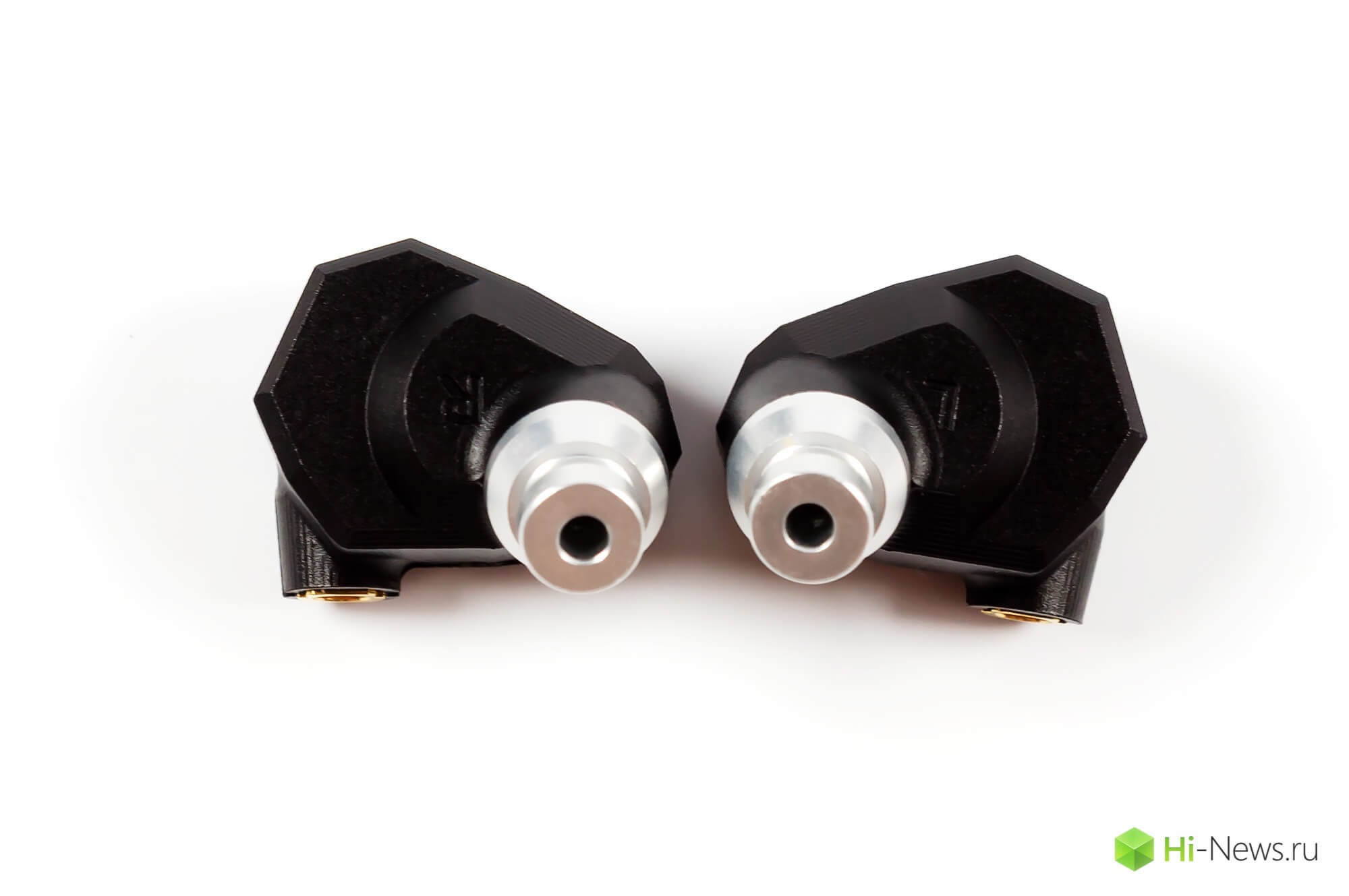 8 Side by Side 8 Side by Side