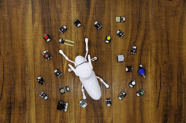 Antbo – собери робота-муравья своими собственными руками