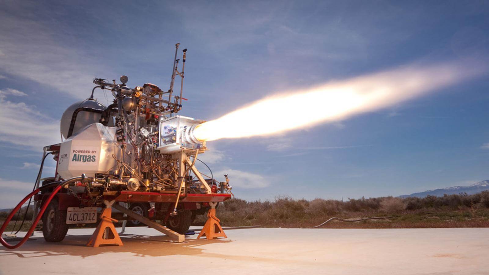 Испытание двигателей для ракетоплана от XCOR. Фото.