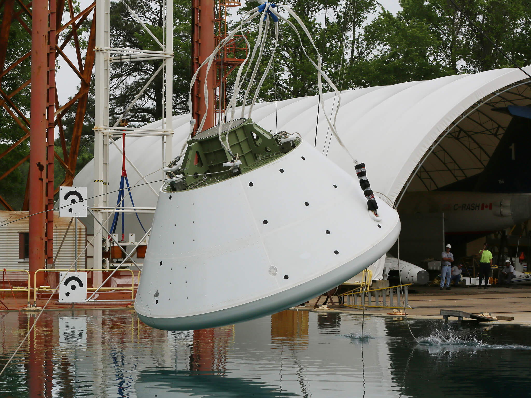 Как в NASA проводят краш-тест космического корабля Orion