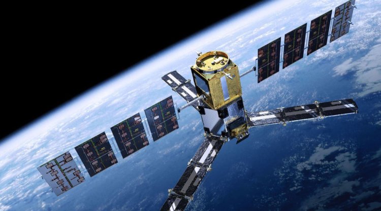Российские учёные изобрели способ заряжать спутники с поверхности Земли
