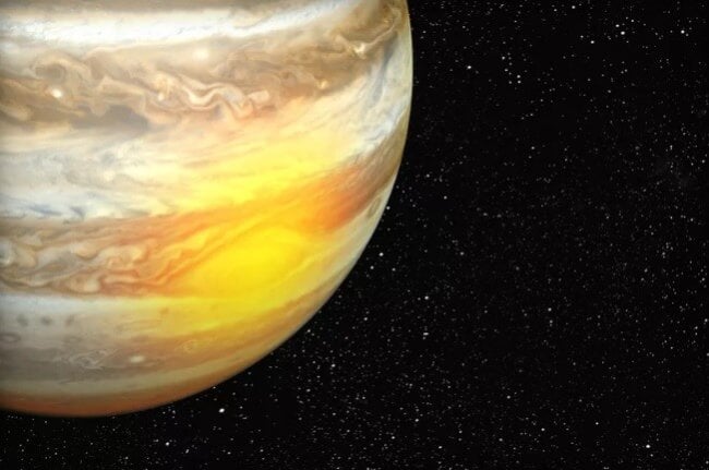 Ученые: атмосфера над Великим красным пятном Юпитера существенно горячее. Фото.
