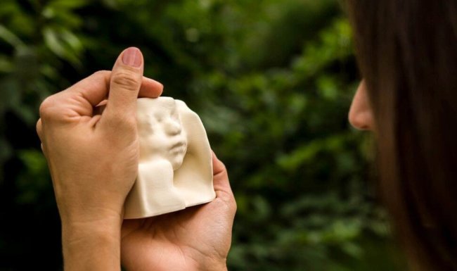 3D-печать позволит слепым матерям впервые «увидеть» своих ещё не родившихся детей. Фото.