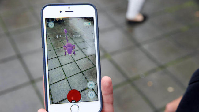 Создатель Pokemon Go грезит видеоиграми в контактных линзах. Фото.