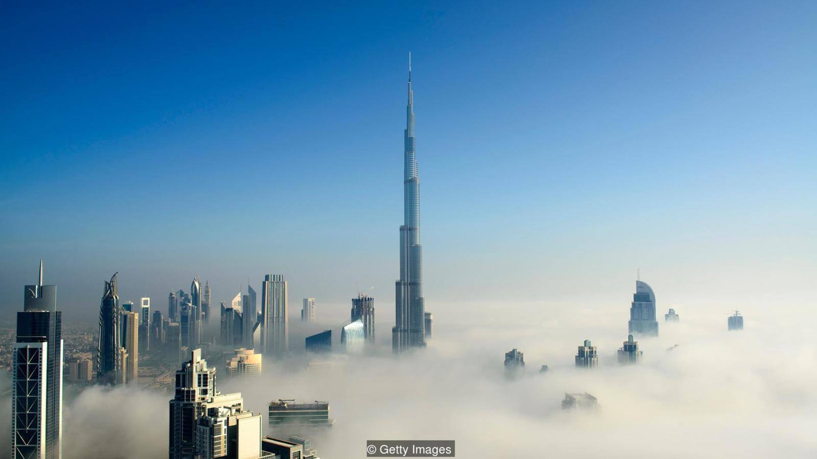 В наше время некоторые небоскребы просто поражают своей высотой. Фото.