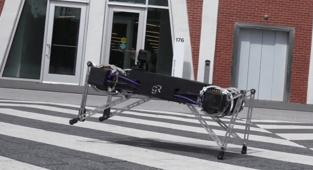 Ghost Robotics будет продавать роботов-минитавров. Фото.