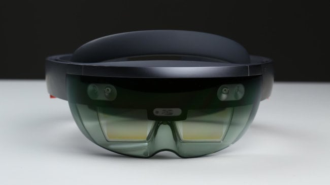 Microsoft HoloLens: когда реальность становится шире. Фото.