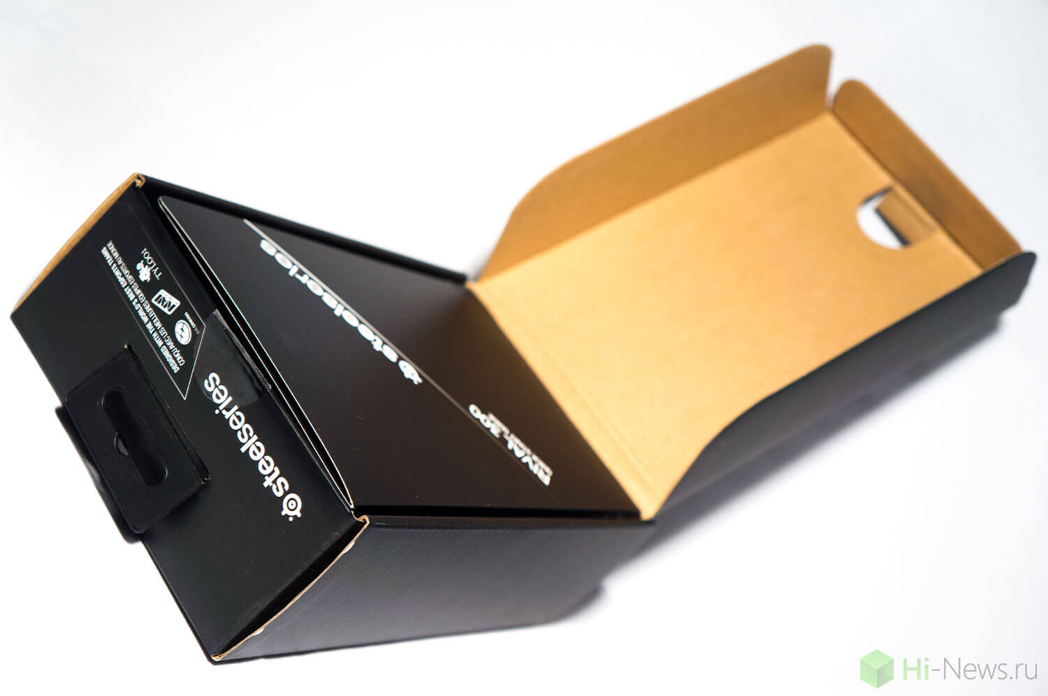 steel-series-rival-300-03