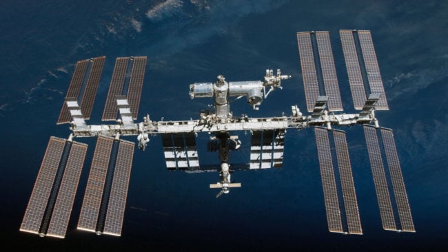 Путешествие по Международной космической станции в формате 4К