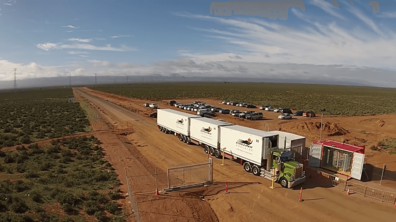 Фермеры из Австралии выращивают овощи с помощью солнечной энергии в пустыне. Фото.