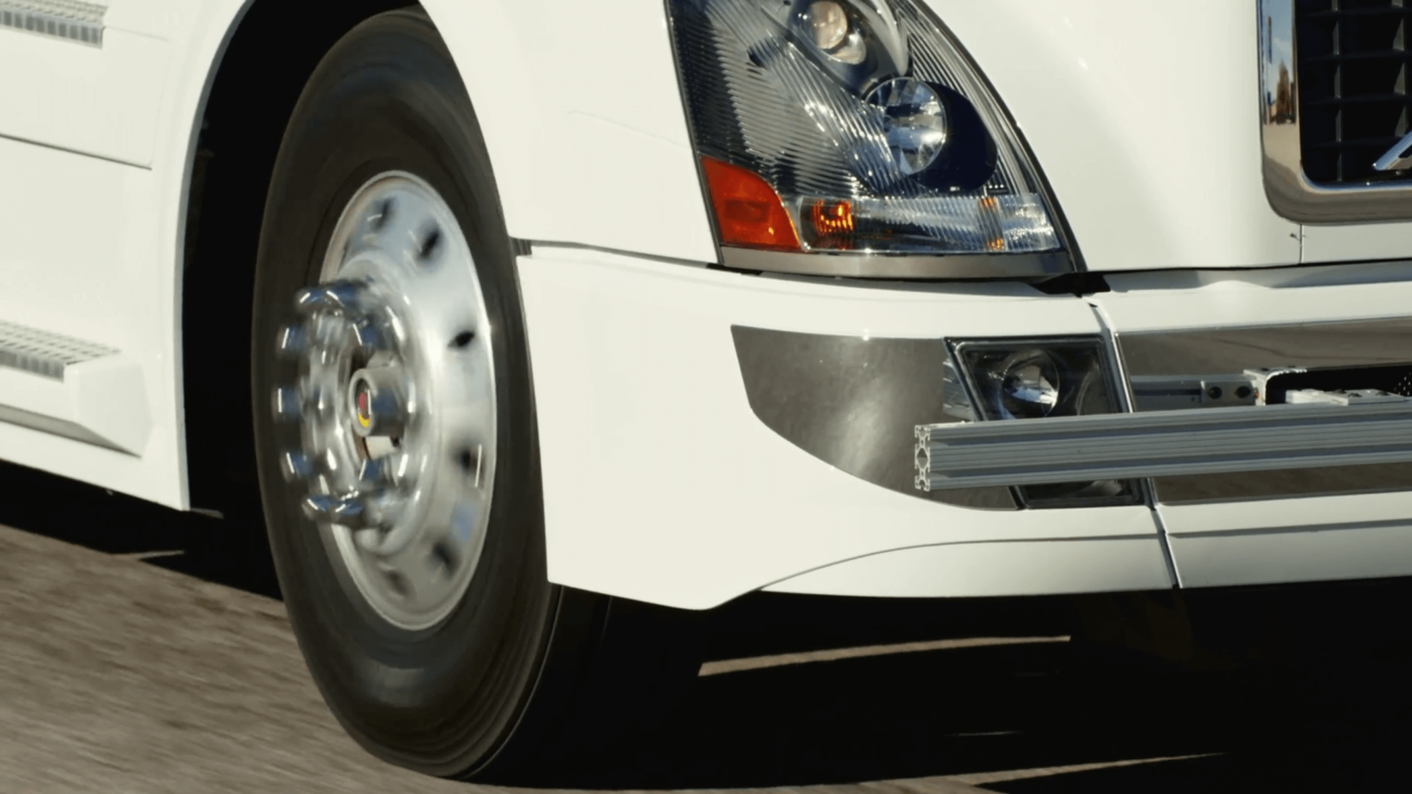 Беспилотный грузовик Otto проехал 200 километров. Фото.