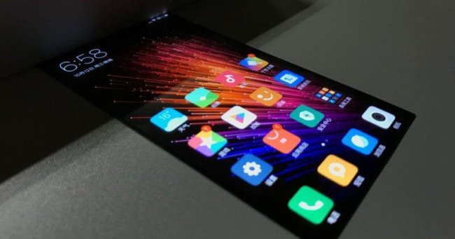 Рабочий прототип гибкого смартфона от Xiaomi? Фото.