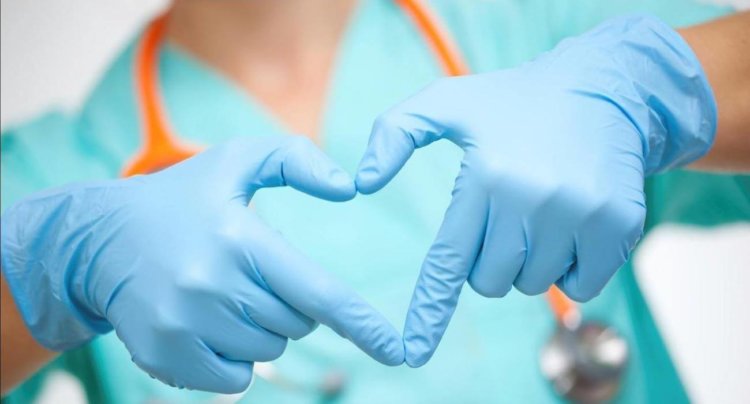 Впервые в мире проведена операция по установке клапана сердца через прокол шеи