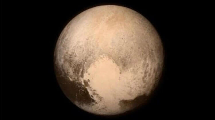 На какой планете есть жидкая вода. Плутон. Фото.