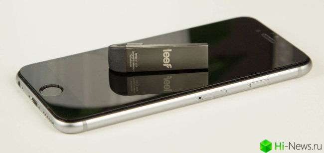 Leef iBridge 3: легкое расширение памяти iPhone. Фото.