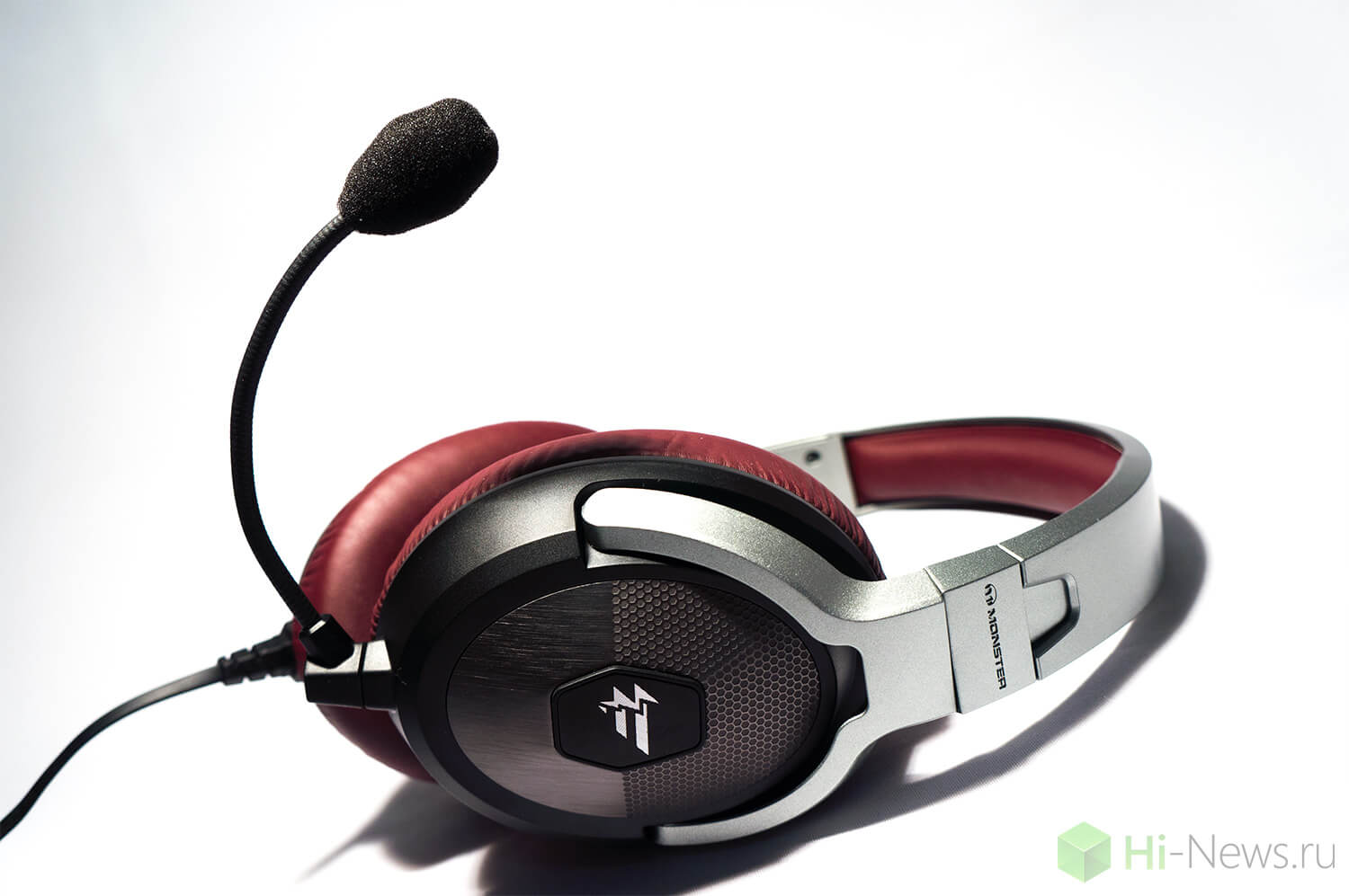 Обзор игровой гарнитуры Monster Fatal1ty FXM 200. Фото.