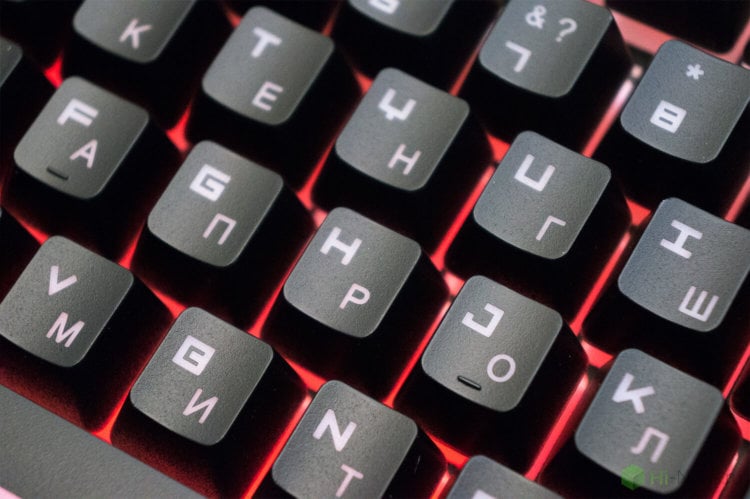 Обзор игровой клавиатуры Red Square Tesla RGB. Фото.